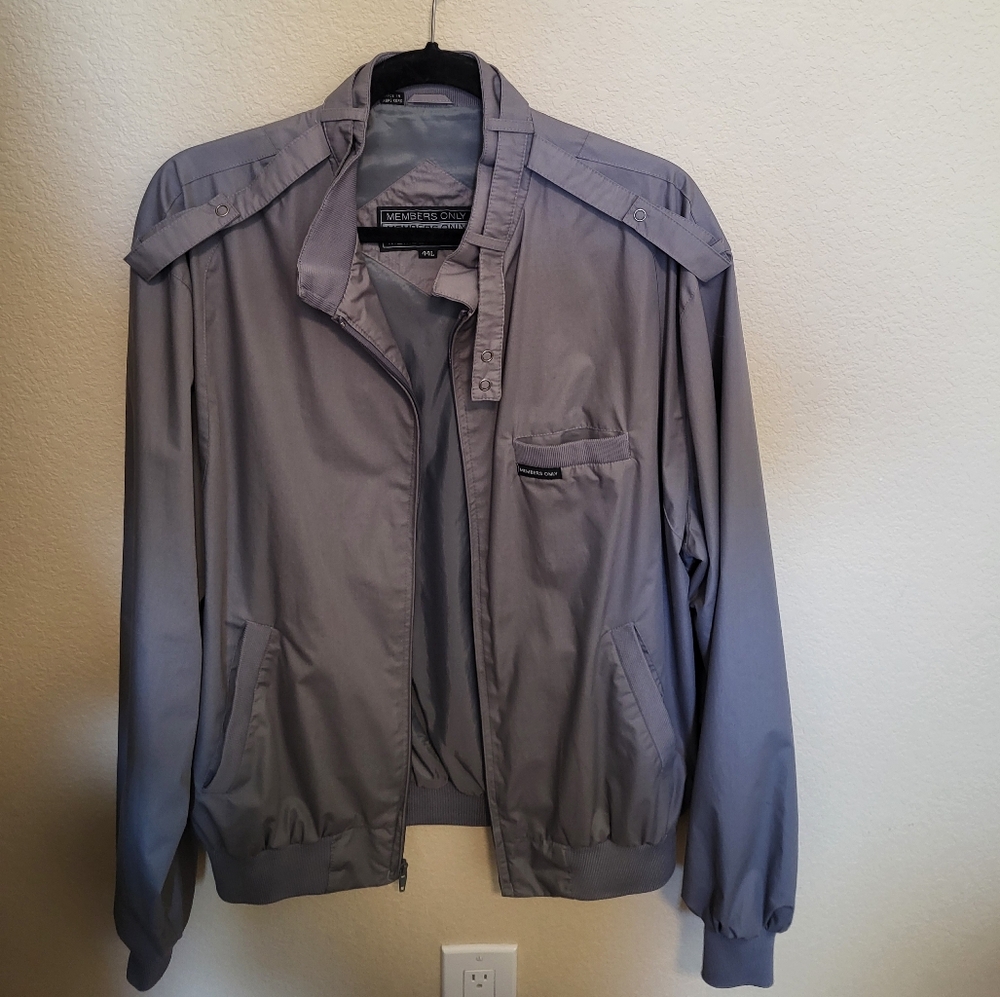 Members Only Jacket Size 44L